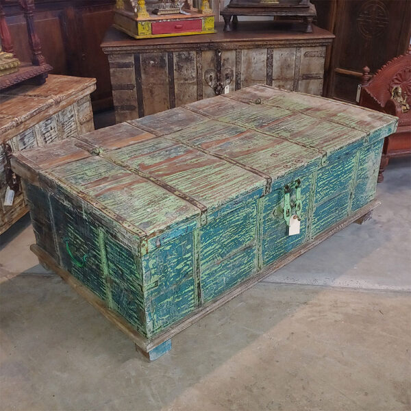 Antique Indian painted blanket chest. - Image 2