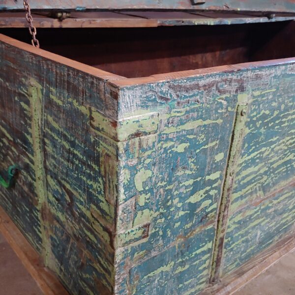 Antique Indian painted blanket chest. - Image 4