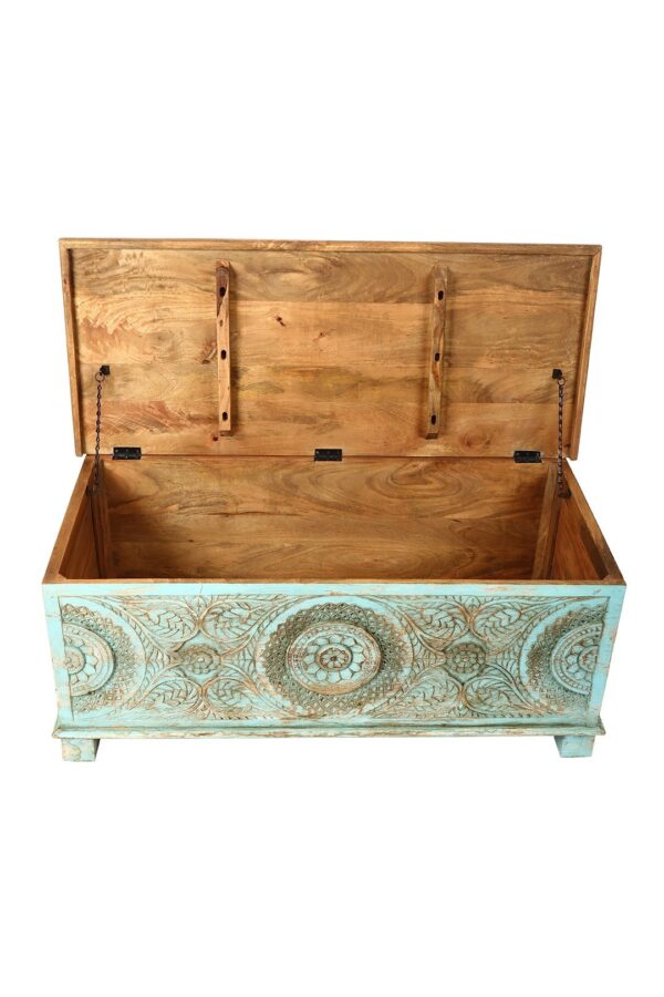 Carved Antique Chest. - Image 3